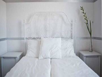 Фото номера Бюджетный двухместный номер с 2 отдельными кроватями Отель Hotel Zajazdu w Ostrzeszowie г. Остшешув 10